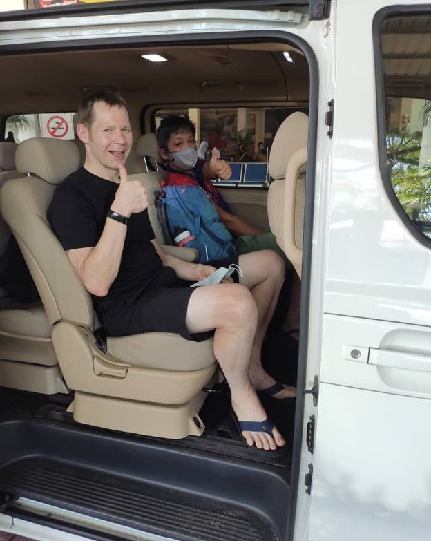 Sit Back & Relax In JohorBahruPrivateCar, No Need Drive Yourself